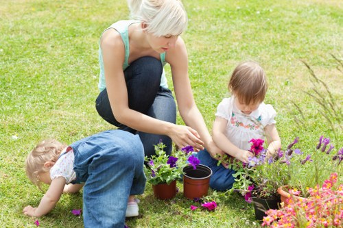 Local gardeners in Palmers Green supporting seasonal garden care